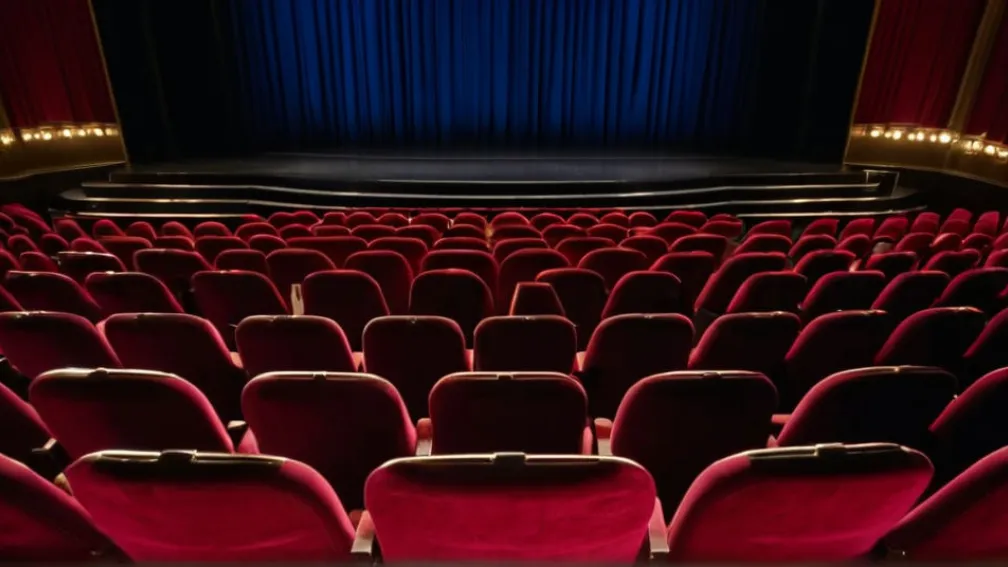 Леа Мішель повертається на Бродвей: зірка мюзиклу «Шахи» знову на сцені Imperial Theatre