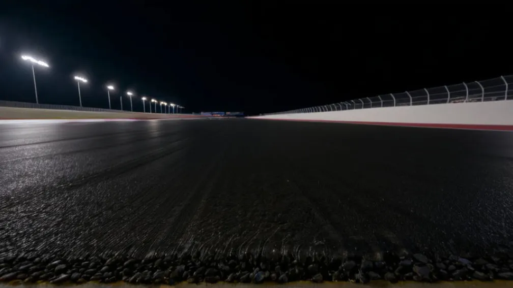 Гран-прі Лас-Вегаса: Тренування двічі зупиняли через незакріплений люк