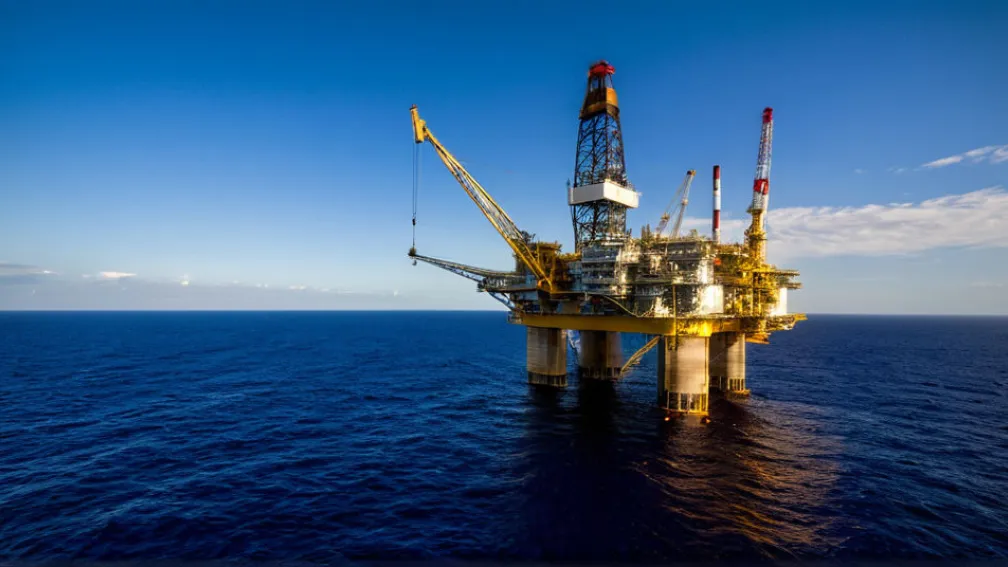 Захід доби нафтових наддержав