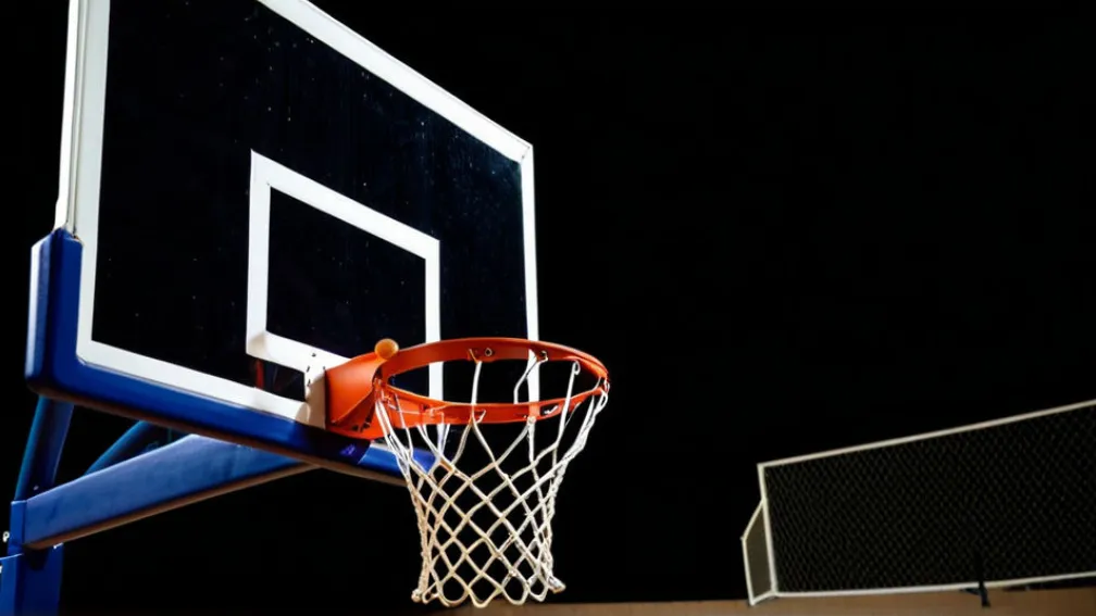 Баскетбольний тріумф: Род-Айленд здобув впевнену перемогу над Темпл з рахунком 90-75