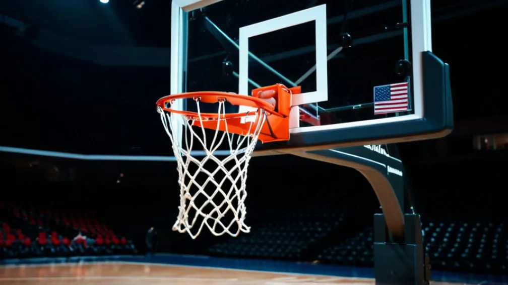 Мемфіс" здобуває перемогу над "Саутерн Іллінойс" з рахунком 74:58 завдяки 15 очкам Джуліуса Тедфорда