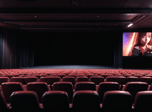 Кассовые сборы в США упали: 'Истребитель демонов' лидирует, а новые фильмы не оправдали ожиданий