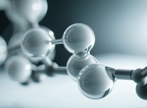 FDA знімає давнє попередження з гормональних препаратів для менопаузи: нові дані про безпеку