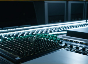 Південна Корея: Провідні компанії збільшують інвестиції всередині країни після угоди зі США