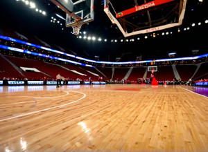 Грім проти Воїнів: Оклахома-Сіті прагне до п'ятої домашньої перемоги поспіль