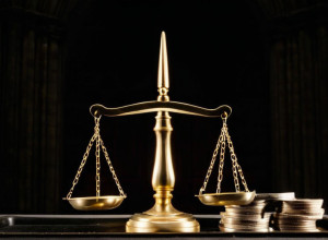 Британського політика засудили до понад 10 років в'язниці за хабарі від проросійських сил