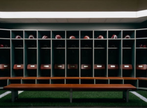 Футболіста UAB звинувачують у нападі з ножем на двох одноклубників