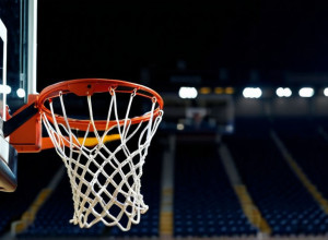 High Point перемагає UIC з рахунком 90-80