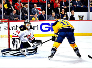 «Сейбрз» обіграли «Харрікейнз» з рахунком 4:1 завдяки вражаючому голу Маленстіна