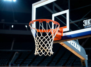 Баскетбол: Батлер переміг Південну Кароліну з рахунком 79:72 завдяки Ажайї та Бізжаку