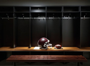 Сезон Сэма ЛаПорты під загрозою: Зірка "Детройт Лайонс" переніс операцію на спині