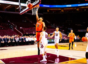 УМАСС здобув перемогу над "Орегон Стейт" з рахунком 73-65