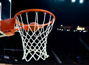 "Юта Веллі" здобула перемогу над "УК Ірвайн" з рахунком 79:72 завдяки 18 очкам Девіса