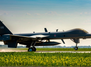 Секретар Армії США в Києві: Зустріч для обговорення миру та оборони