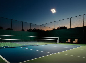 Карлос Алькарас завершив сезон, але не рік: чому тенісна зірка продовжує грати у виставкових матчах