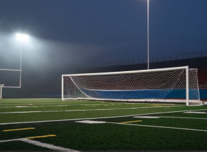 Зниклий тренер з футболу розшукується за звинуваченнями у сексуальних злочинах проти дітей