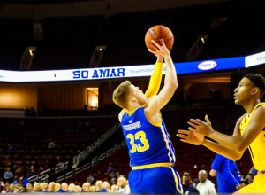 Florida State здобуває розгромну перемогу над Cal State Bakersfield з рахунком 89-59