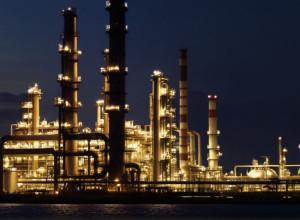 Велика Британія тимчасово скасувала санкції для болгарської філії Лукойлу