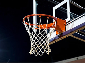 Баскетбольний матч NCAA: Сан-Франциско Донс зіграють проти Бредлі Брейвз