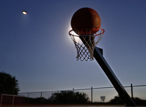 Баскетбольний поєдинок: Catamounts Western Carolina проти Spartans South Carolina Upstate