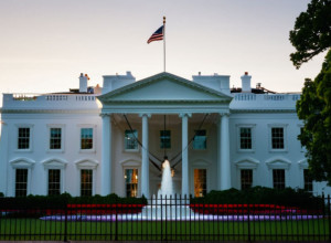 Оновлені екскурсії до Білого дому: Зміни через будівництво бального залу