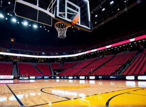 Queens здобуває переконливу перемогу над Gardner-Webb з рахунком 107-74