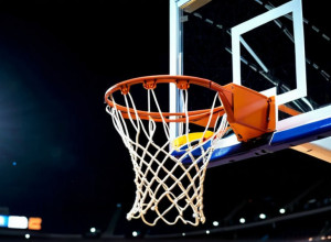 Баскетбольний поєдинок MAAC: Niagara Purple Eagles проти Siena Saints