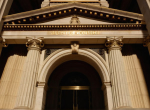 Верховний суд Мічигану розглядає обмеження імміграційних арештів у будівлях судів