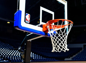 Лойола Меріленд перемагає Коппін Стейт 95-84: Адер забиває 29 очок з лави