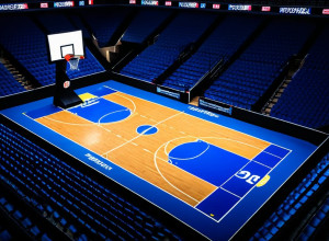 USC розпочинає сезон з розгрому New Mexico State 87:48, Джуджу Воткінс підтримує команду з трибун