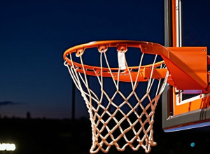 Розклад спортивних трансляцій на 6 листопада: Студентський баскетбол та НХЛ