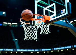 Баба Міллер здобув "дабл-дабл" у перемозі Цинциннаті над Джорджія Стейт