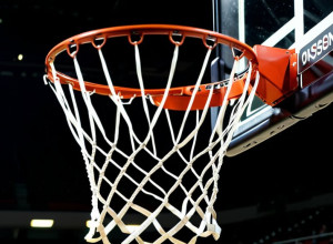 N.C. State здобув перемогу над Мейном, незважаючи на проблеми з кидками