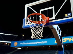 Мічиган Стейт переміг Сан-Хосе Стейт з рахунком 79-60 та готується до матчу з Кентуккі у Нью-Йорку