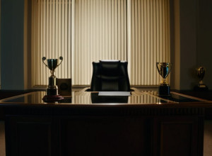 Спортивний директор Бейлора Мак Роудс іде у відпустку та залишає посаду голови CFP через звинувачення