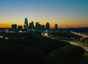 Шарлотт, Північна Кароліна, готується до посилення імміграційного контролю