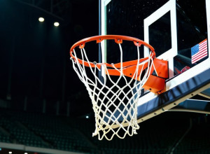 Баскетбольне Протистояння: USC Trojans Зустрінуться з Illinois State Redbirds