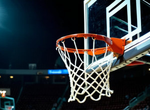 Баскетбол: Charleston Southern відвідає East Carolina після 29 очок Самлера