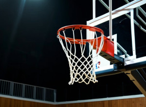 «Ліхай Маунтін Хокс» зіграють з «Бінгемтон Беаркетс» після тріумфу Вітлока