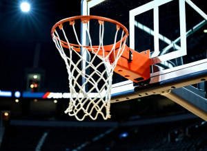 Virginia Tech здобуває перемогу над South Carolina у драматичному овертаймі