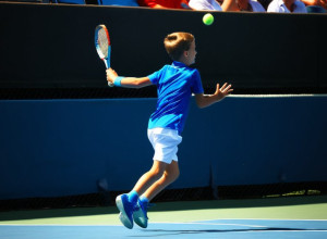 Зейнеп Сонmez спасеєтє балкідя в часу перемоги на Олімпійських іграх Австралії
