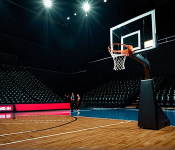 Баскетбольна битва: UConn Huskies №5 проти Florida Gators №15