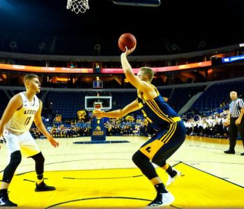 Каліфорнійські університетські тигри здобувають п'яту перемогу поспіль, перемагаючи «Тигрів» з рахунком 67-61