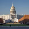 СМИ: Трамп меняет курс по России; в США арестован конгрессмен после инцидента с ICE