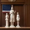 Трамп: Защита гражданских прав должна распространяться и на белых мужчин