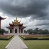 Редкое появление: лидер хунты Мьянмы впервые с 2021 года посетил церемонию в честь отца Аун Сан Су Чжи