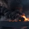 Крупный пожар на пароме в Индонезии: есть жертвы, сотни спасены