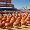Джоуи Честнат возвращается на чемпионат по поеданию хот-догов Nathan's