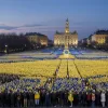 Европа отмечает День Независимости Украины: Фотографии празднований и солидарности