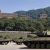 В Пекине прошел масштабный военный парад: Китай демонстрирует единство с союзниками на фоне критики США